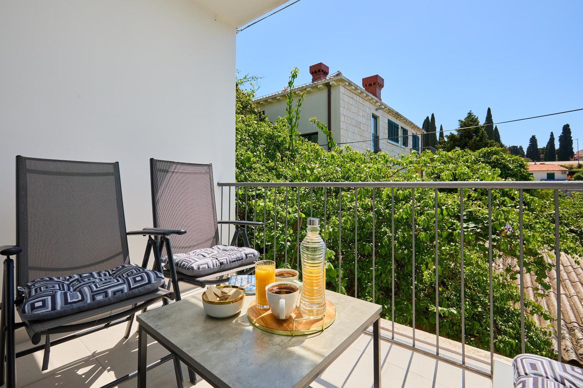Апартаменты Golden Rose - Walking Distance 1 Km From Old Town Дубровник Экстерьер фото